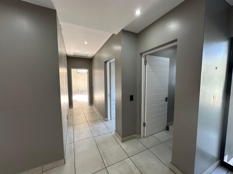 5 Bedroom Property for Sale in Leloko Lifestyle Estate North West